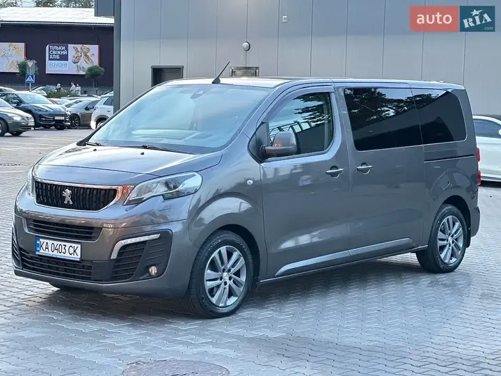 Peugeot Traveller