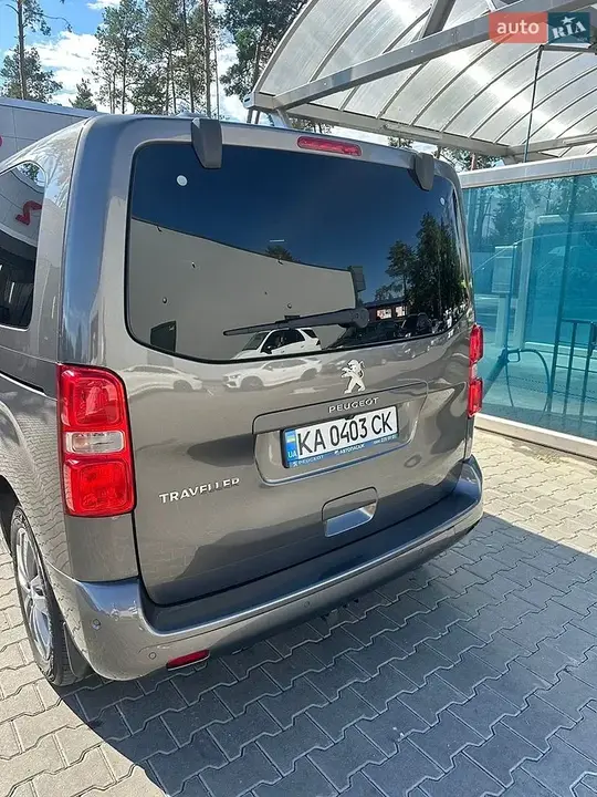 Peugeot Traveller 2018 photo 5