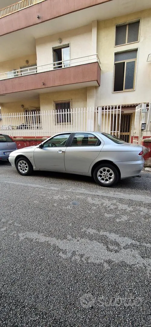 Alfa Romeo 156