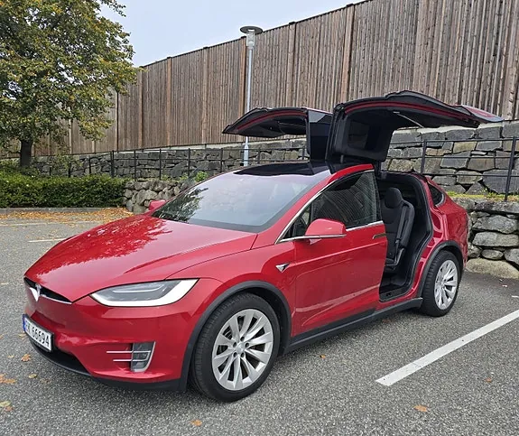 Tesla Model X 2017 photo 3