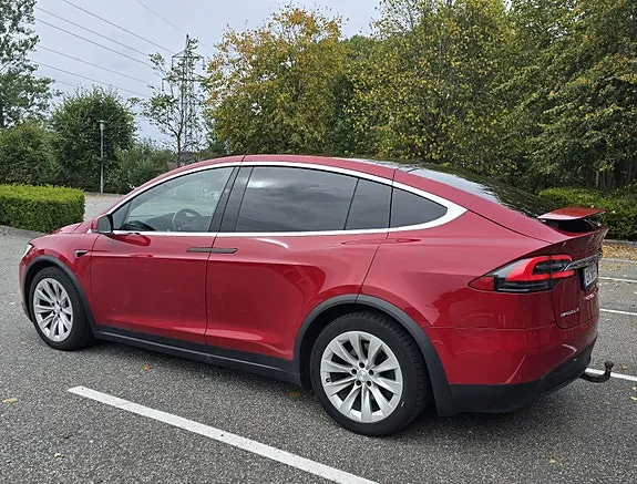 Tesla Model X 2017 photo 5