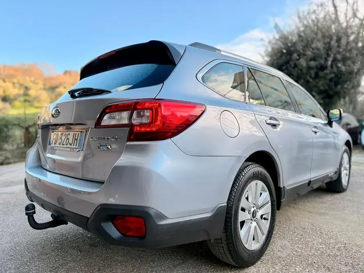 Subaru Outback 2016 photo 5