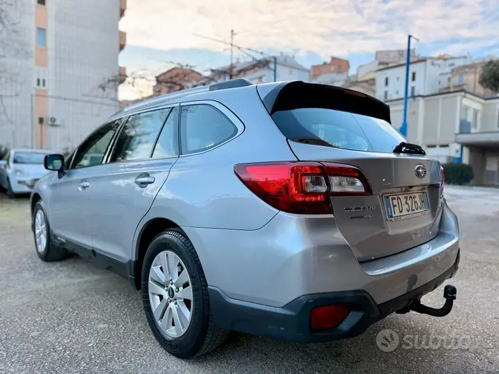 Subaru Outback 2016 photo 4