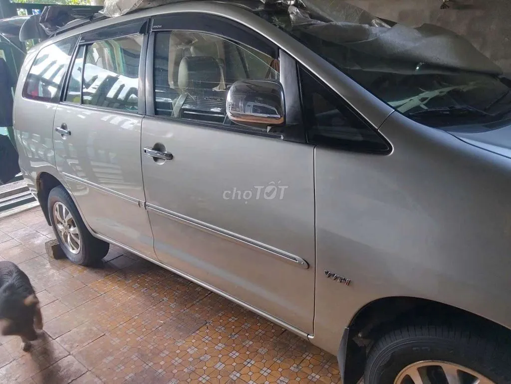 Toyota Innova 2008 photo 2