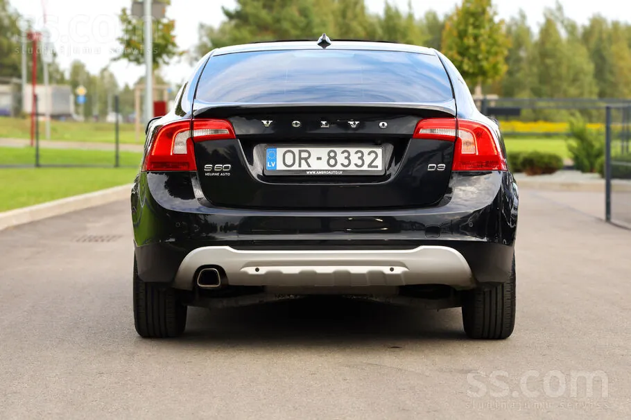 Volvo S60 2011 photo 5
