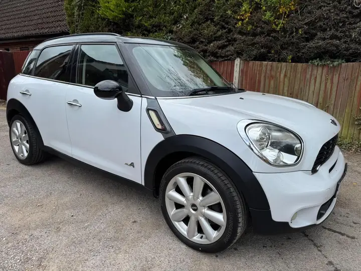 Mini Countryman 2012 photo 2