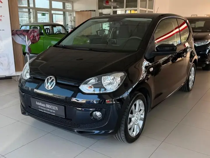 Volkswagen Up