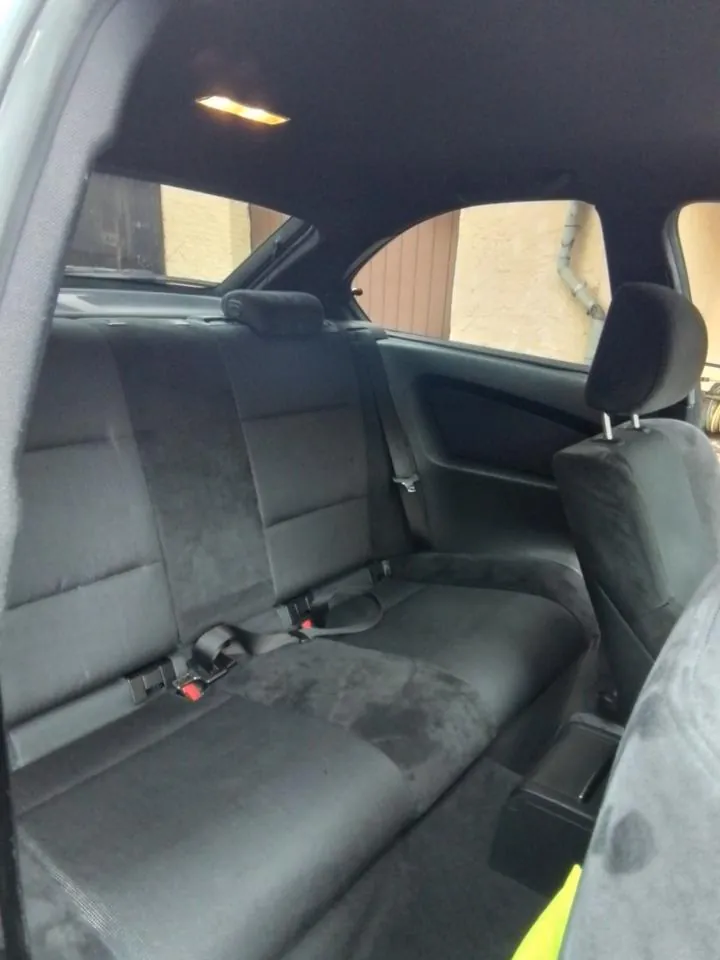 BMW 318I