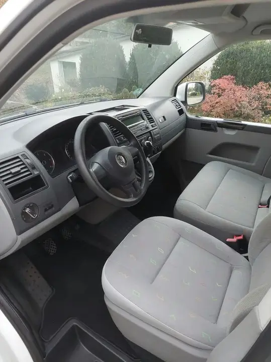 Volkswagen T5