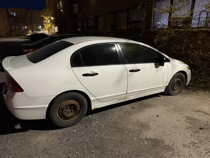 Honda Civic 2008 photo 3