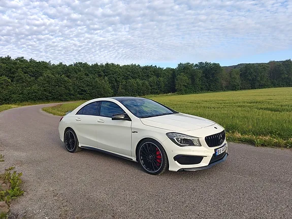 Mercedes-Benz Cla45 2015 photo 4