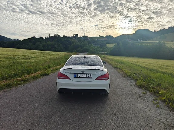 Mercedes-Benz Cla45 2015 photo 5