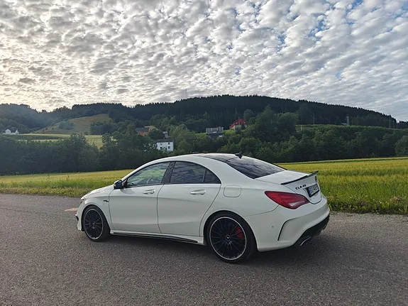 Mercedes-Benz Cla45 2015 photo 2