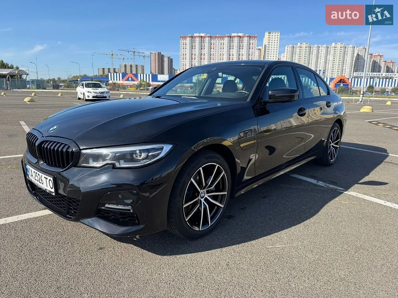 BMW 3 Series 2021 photo 4