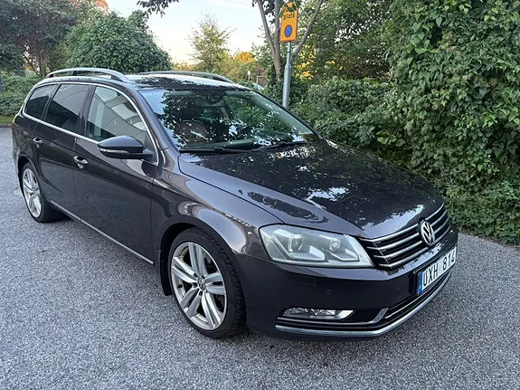 Volkswagen Passat 2012 photo 4