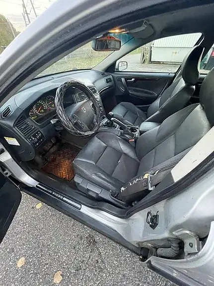 Volvo V70 2004 photo 5