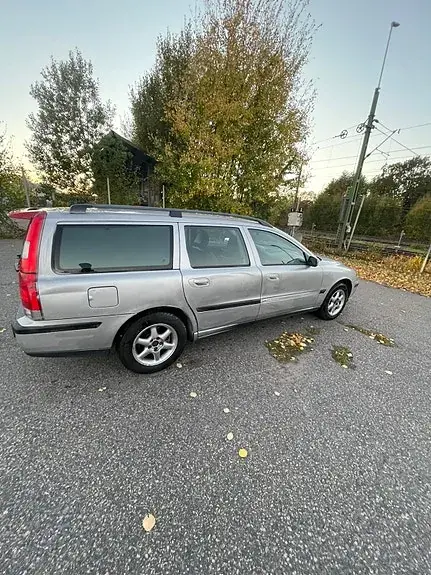 Volvo V70 2004 photo 3