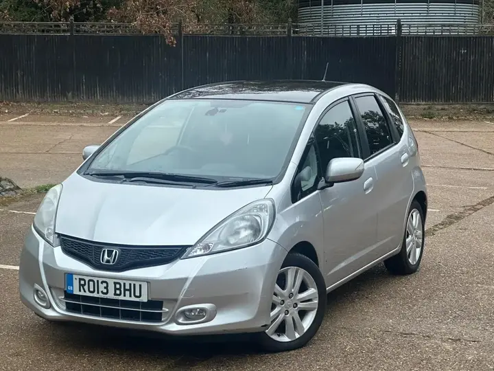 Honda Jazz 2013 photo 3