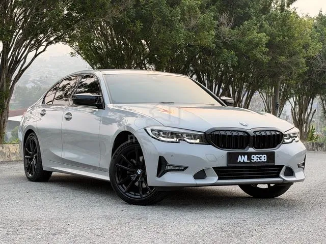 BMW 320I