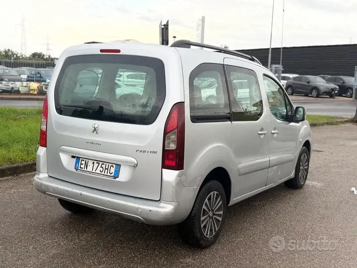Peugeot Partner Tepee 2013 photo 4
