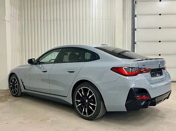 BMW I4 2022 photo 2