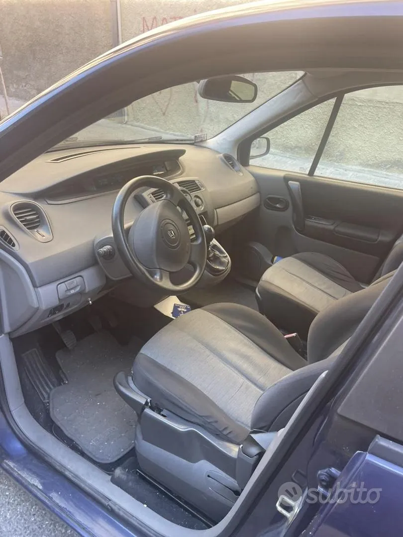 Renault Scenic 2003 photo 3