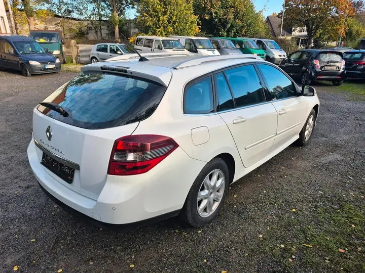 Renault Laguna