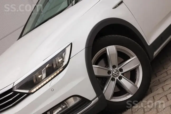 Volkswagen Passat Alltrack 2015 photo 2