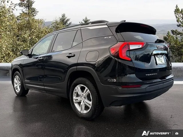GMC Terrain 2024 photo 3
