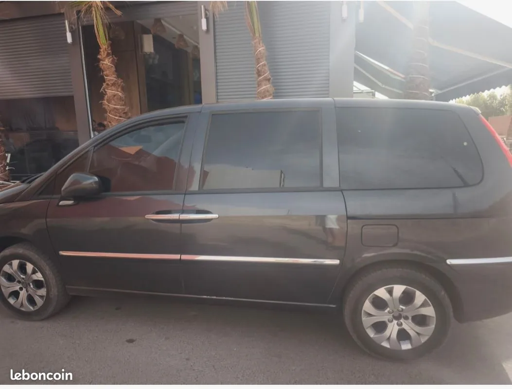 Citroen C8