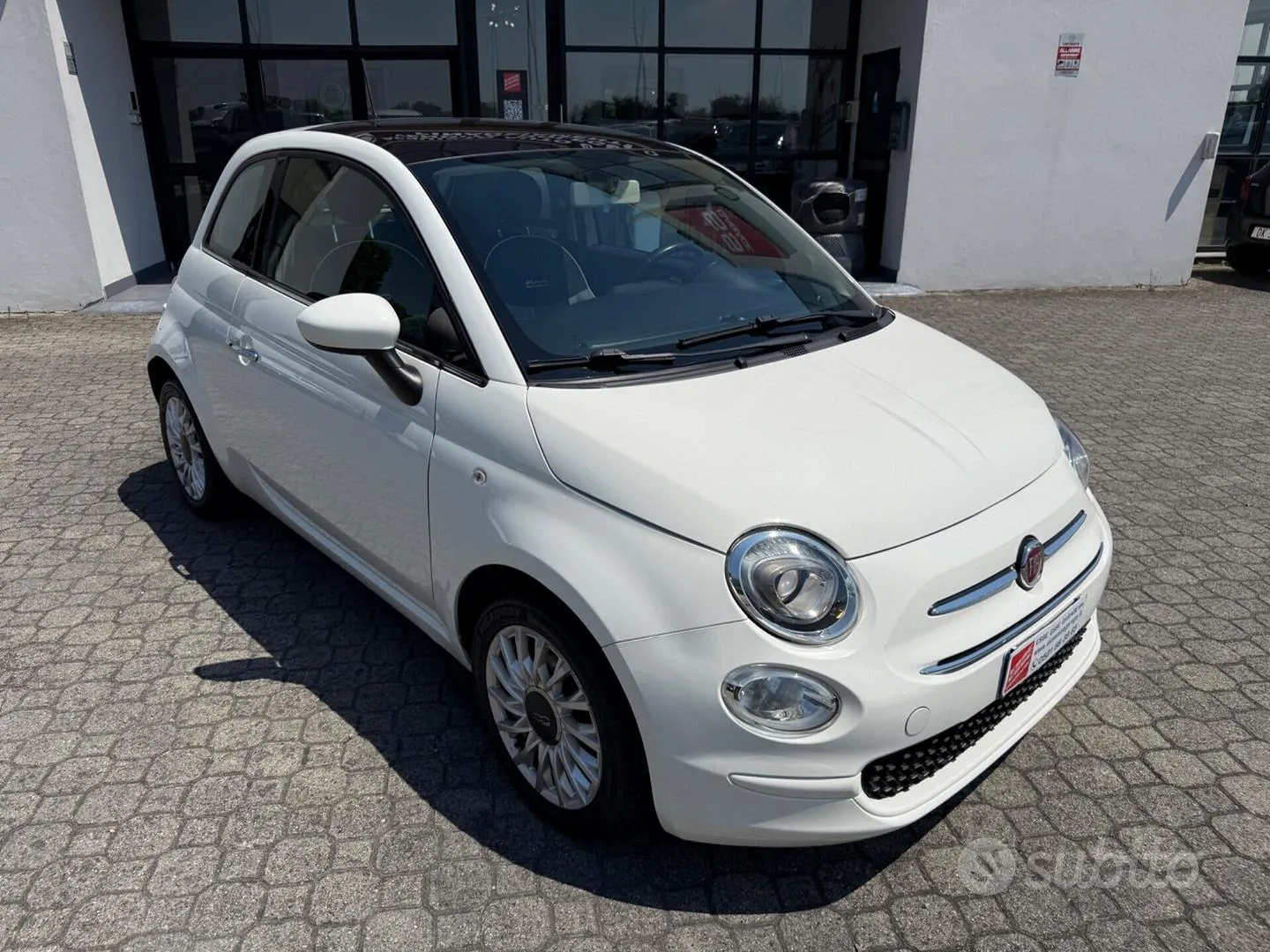 Fiat 500 2017 photo 2