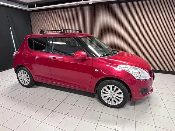 Suzuki Swift 2013 photo 2