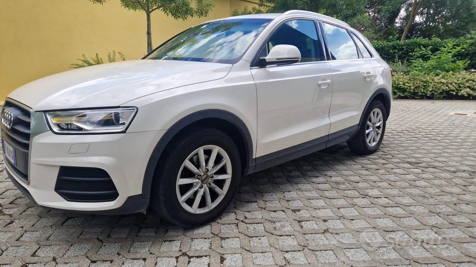 Audi Q3 2017 photo 2
