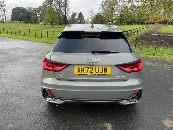 Audi A1 2023 photo 4
