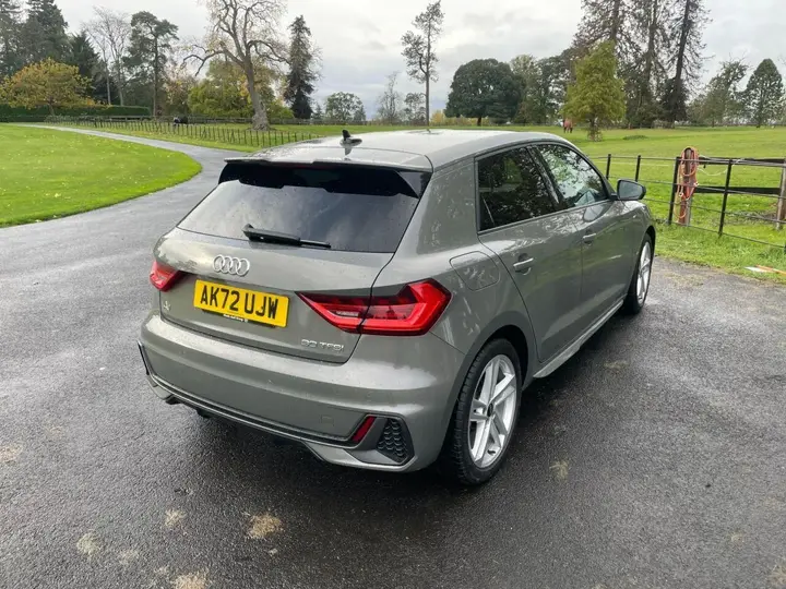 Audi A1 2023 photo 5