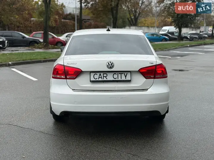 Volkswagen Passat 2014 photo 4