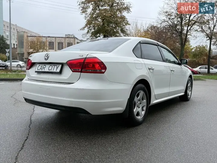 Volkswagen Passat 2014 photo 5