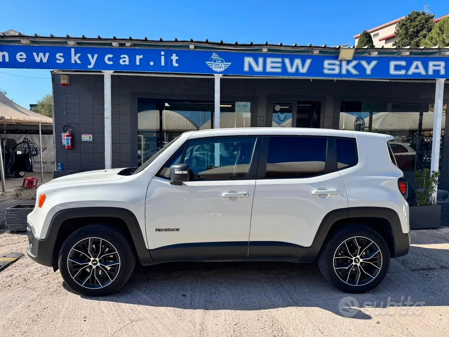 Jeep Renegade 2015 photo 2