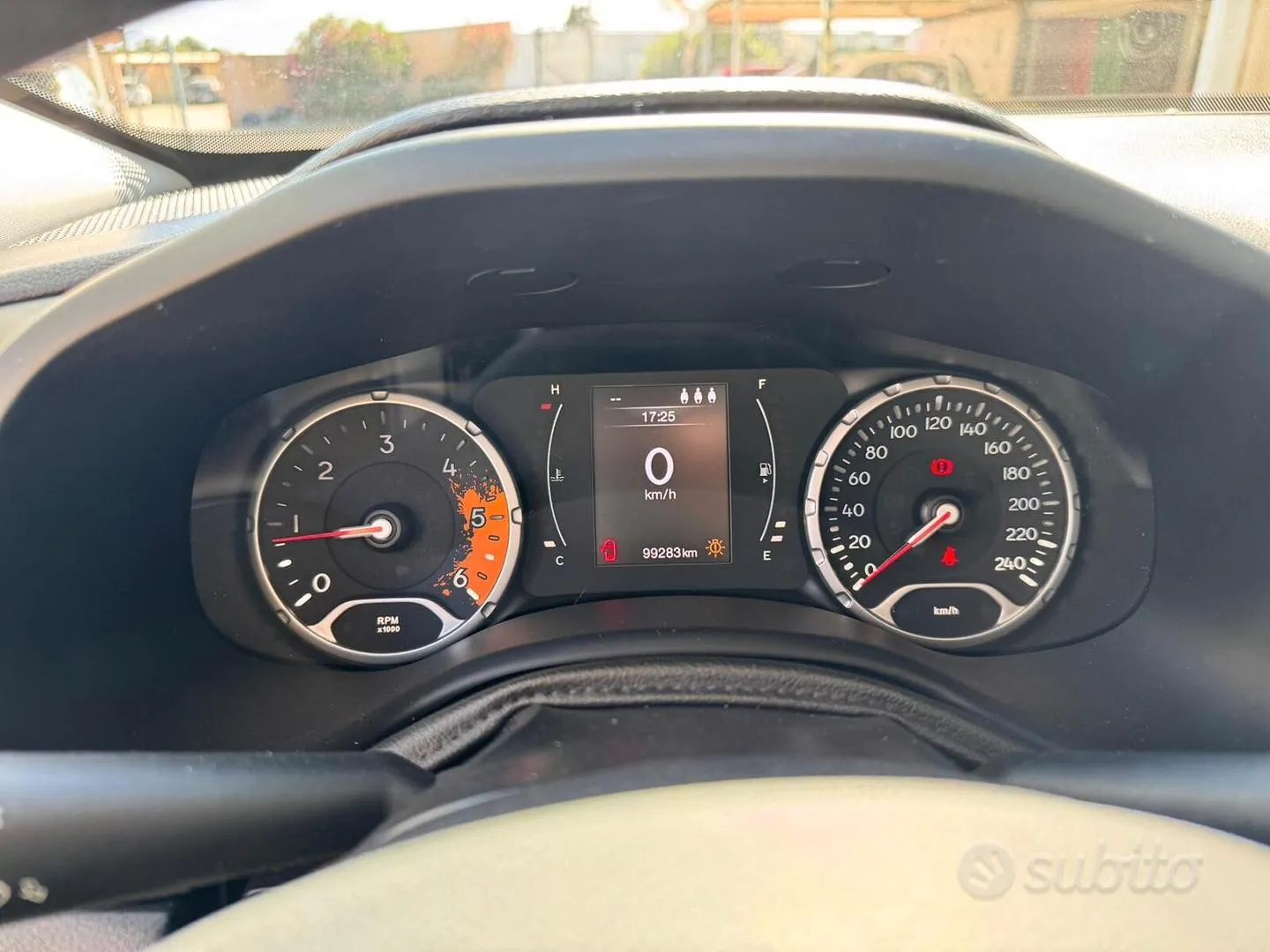 Jeep Renegade 2015 photo 5