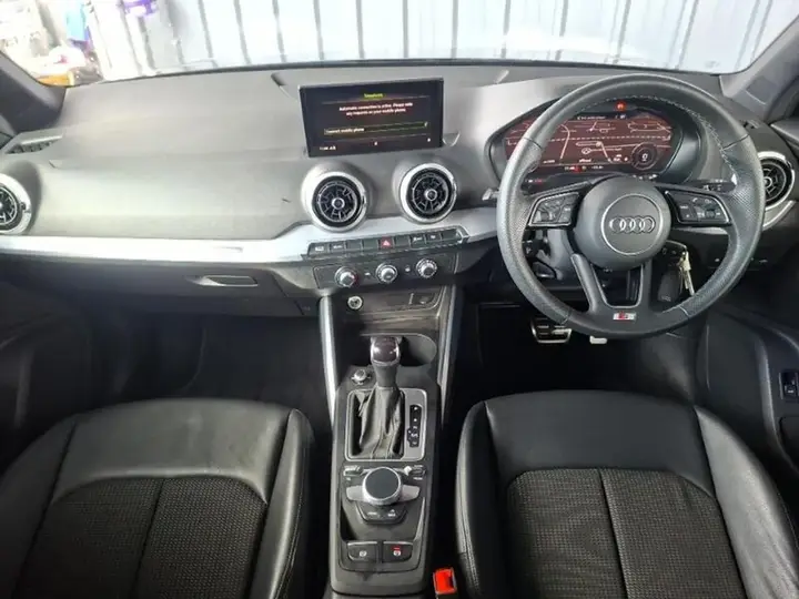 Audi Q2 2023 photo 3