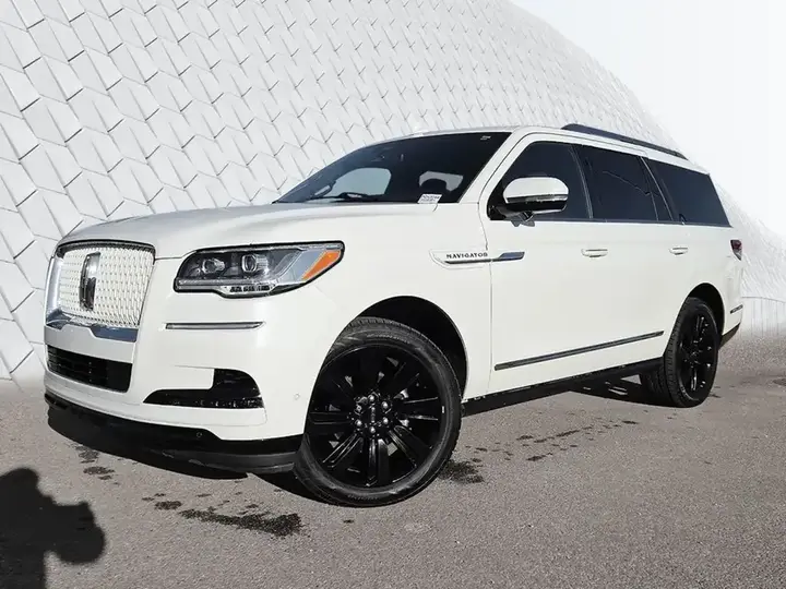 Lincoln Navigator
