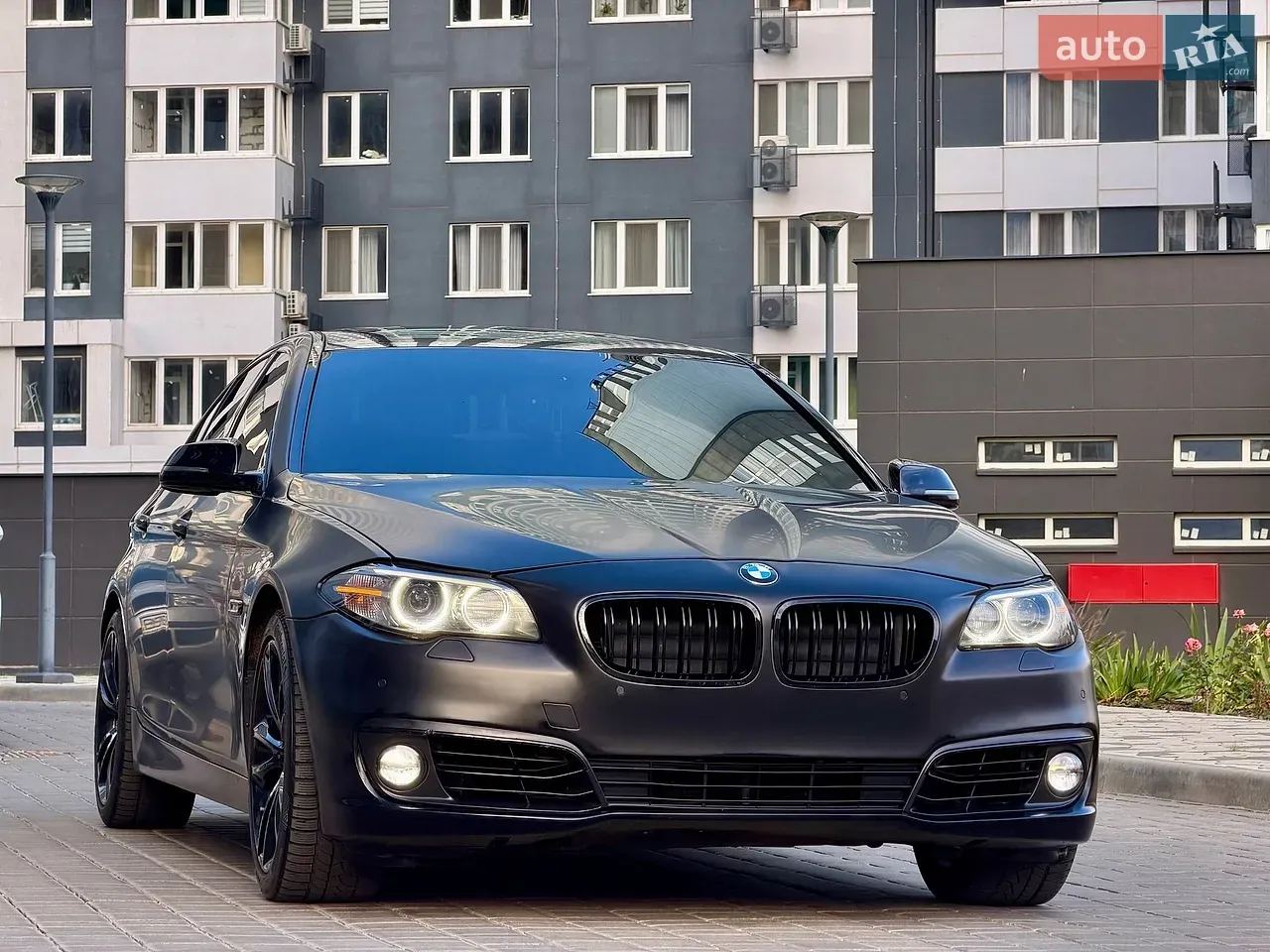 BMW 5 Series 2014 photo 3