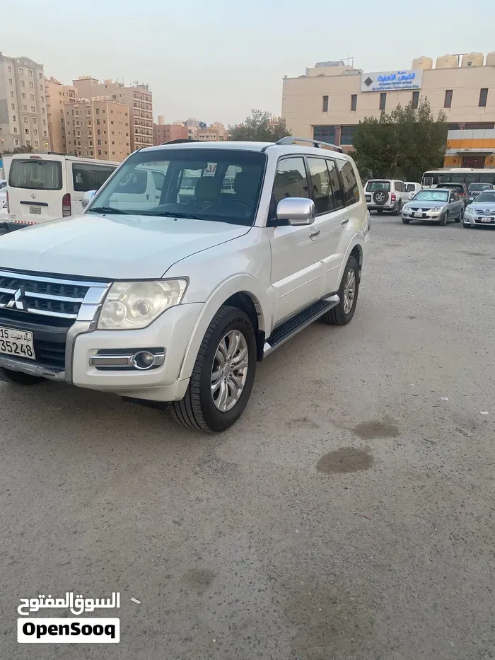 Mitsubishi Pajero 2017 photo 3