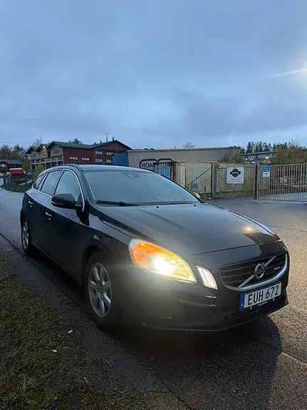Volvo V60 2013 photo 4