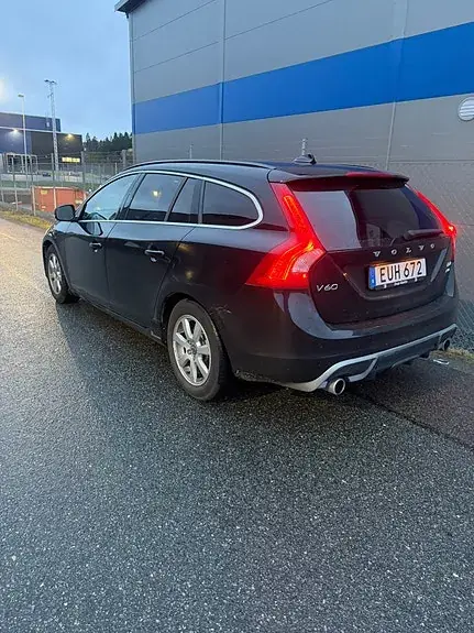 Volvo V60 2013 photo 3