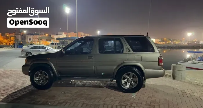 Nissan Pathfinder 2004 photo 4