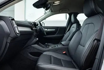 Volvo Xc40 2025 photo 4