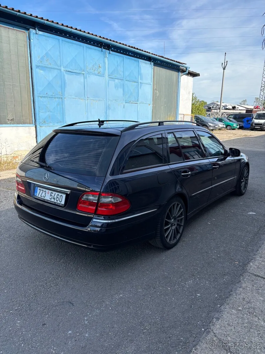 Mercedes-Benz E 320 Cdi 2007 photo 4