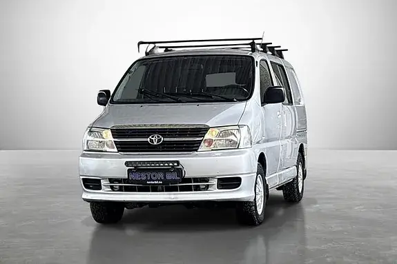 Toyota Hiace 2010 photo 3