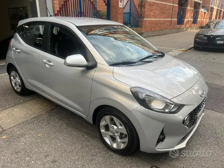 Hyundai I10 2023 photo 2